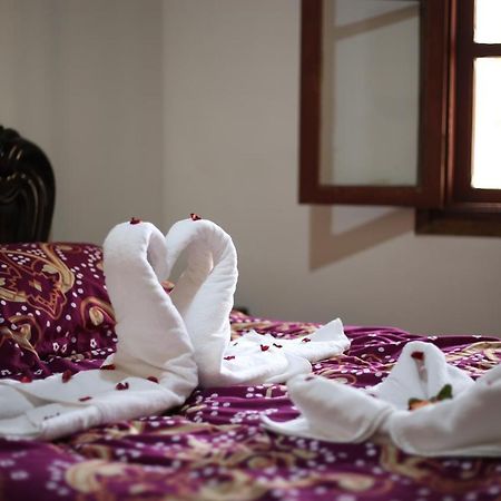 Auberge Jaafar มิเดลท์ ภายนอก รูปภาพ