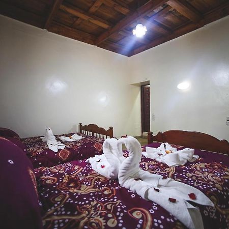 Auberge Jaafar มิเดลท์ ภายนอก รูปภาพ