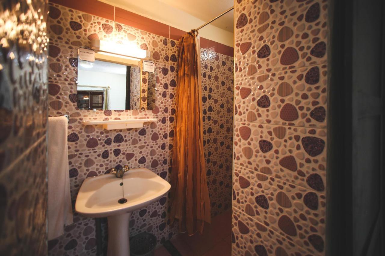 Auberge Jaafar มิเดลท์ ภายนอก รูปภาพ