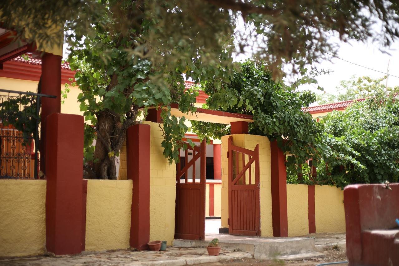 Auberge Jaafar มิเดลท์ ภายนอก รูปภาพ